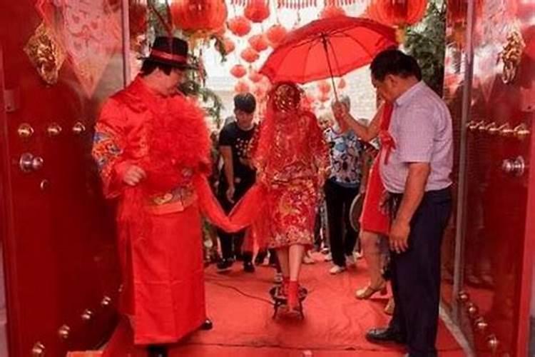 婚姻八字合不合怎么算出来的呢女人