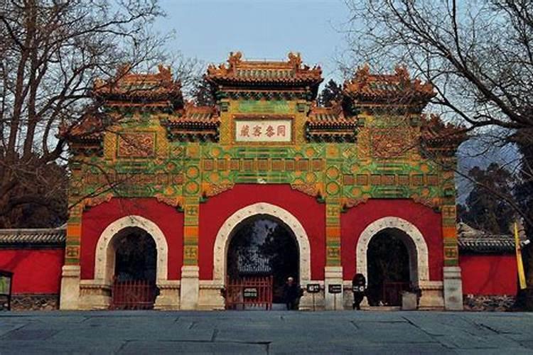 假童子命能去寺庙吗