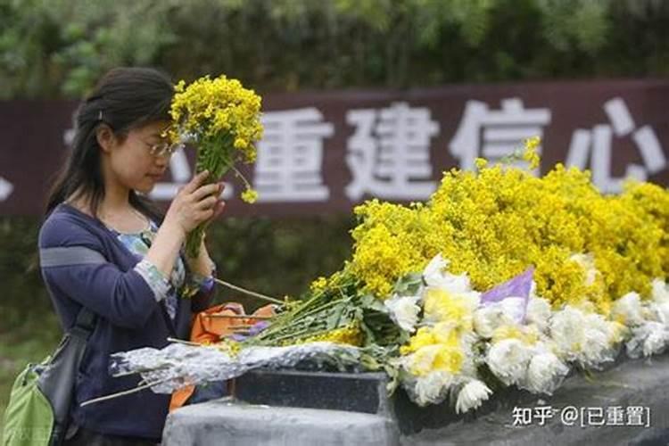 过年什么时候祭奠亲人需要用那些