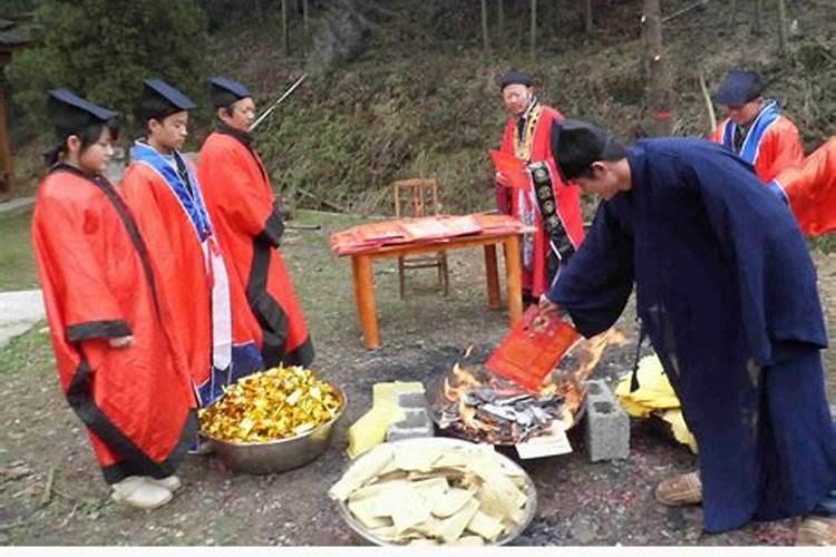 做法事要苹果枝和桃树枝